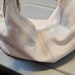 Elegant White Leather Bag